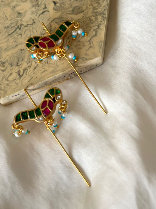 Twig earrings with parrot