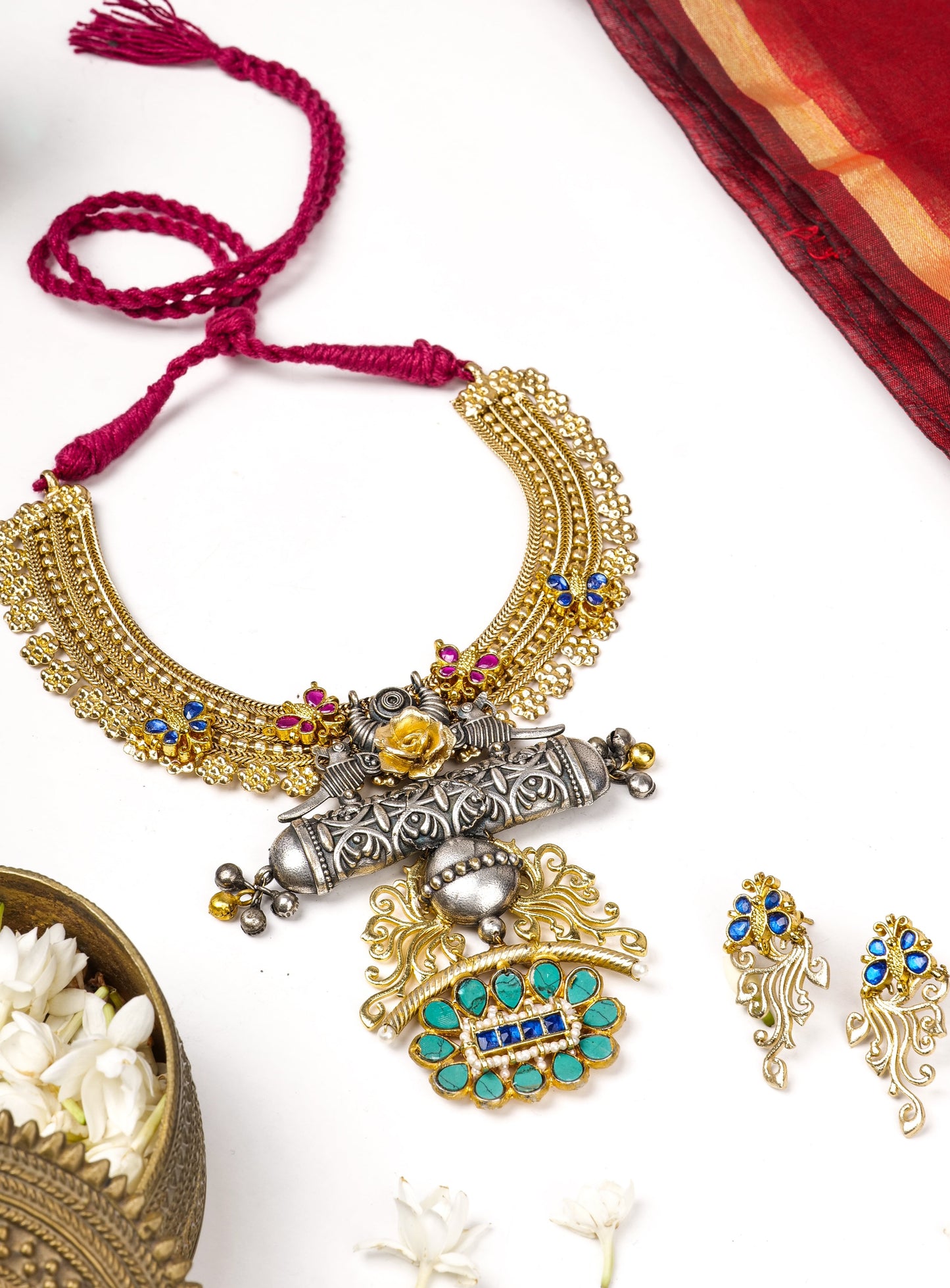 Statement dual tone multicoloured necklace set