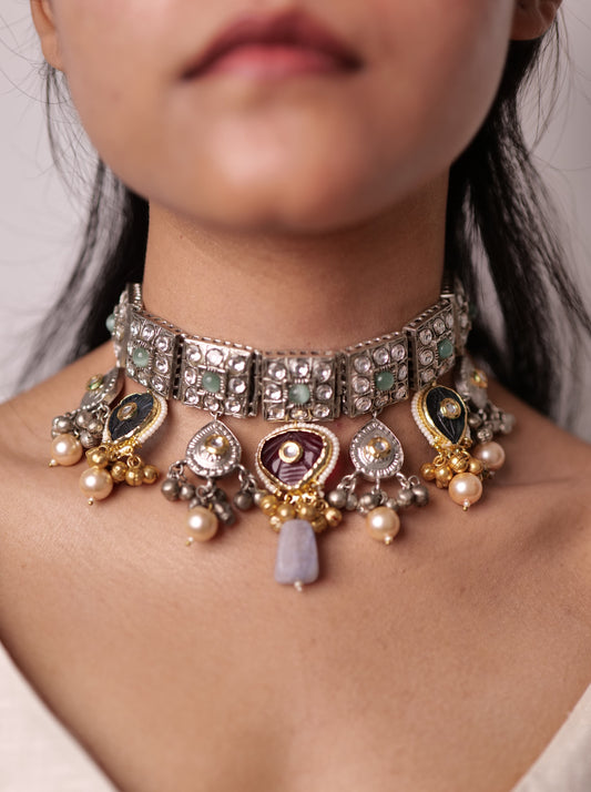 Silver polki choker with stone hangings