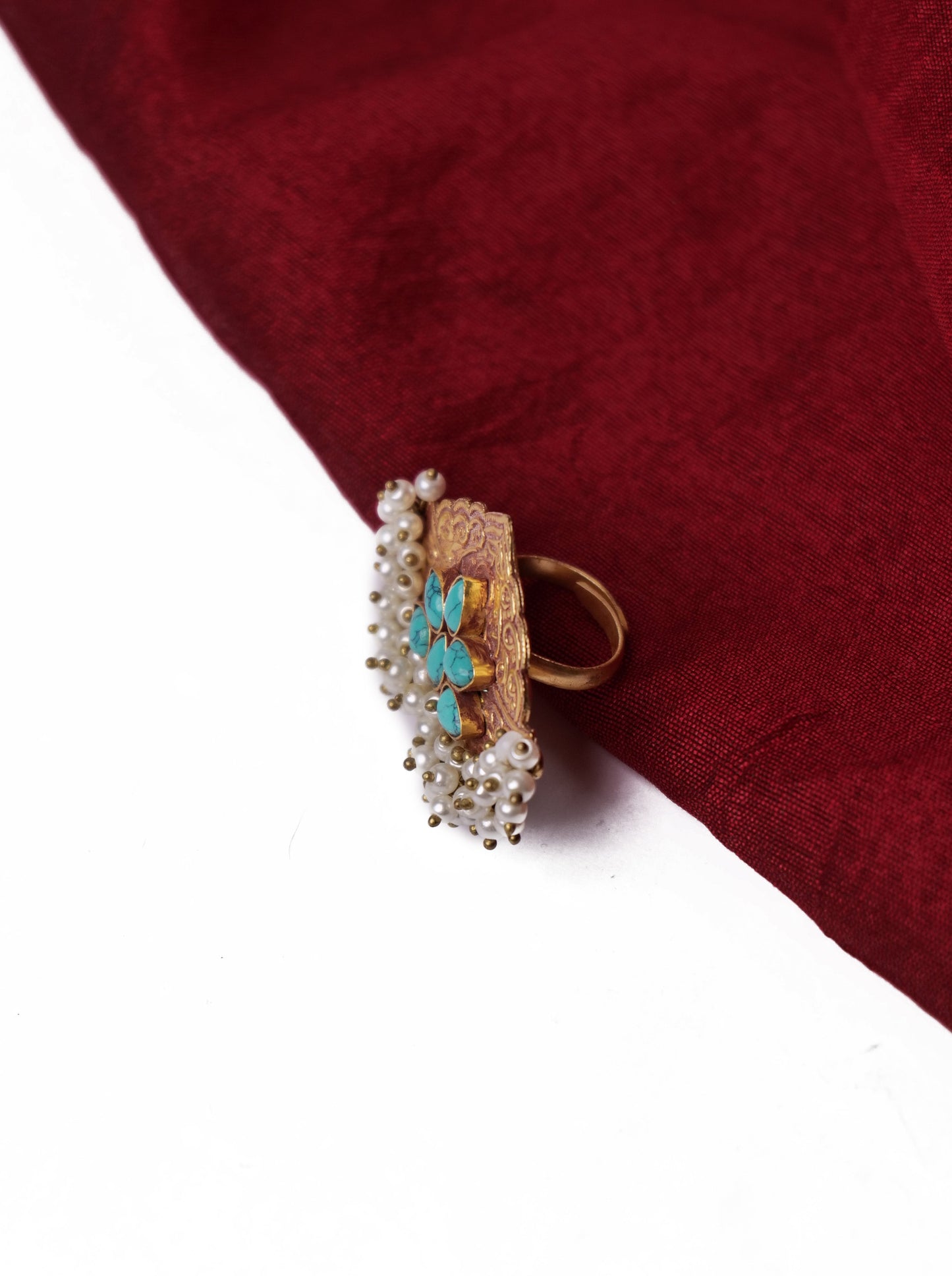 Antique gold ring with blue stone