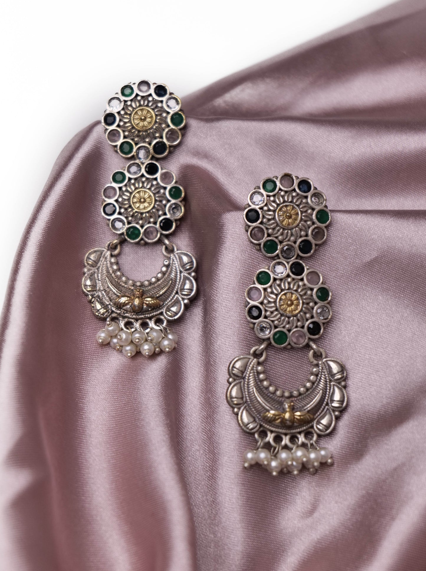 Double flower oxidised earrings