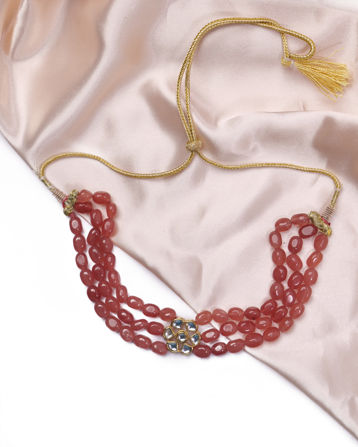 Pretty peach choker