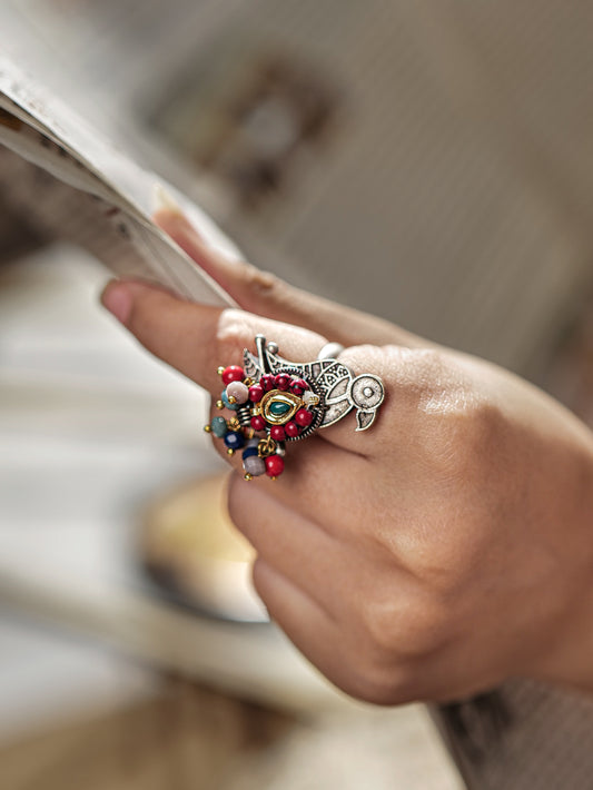 Oxidised parrot ring