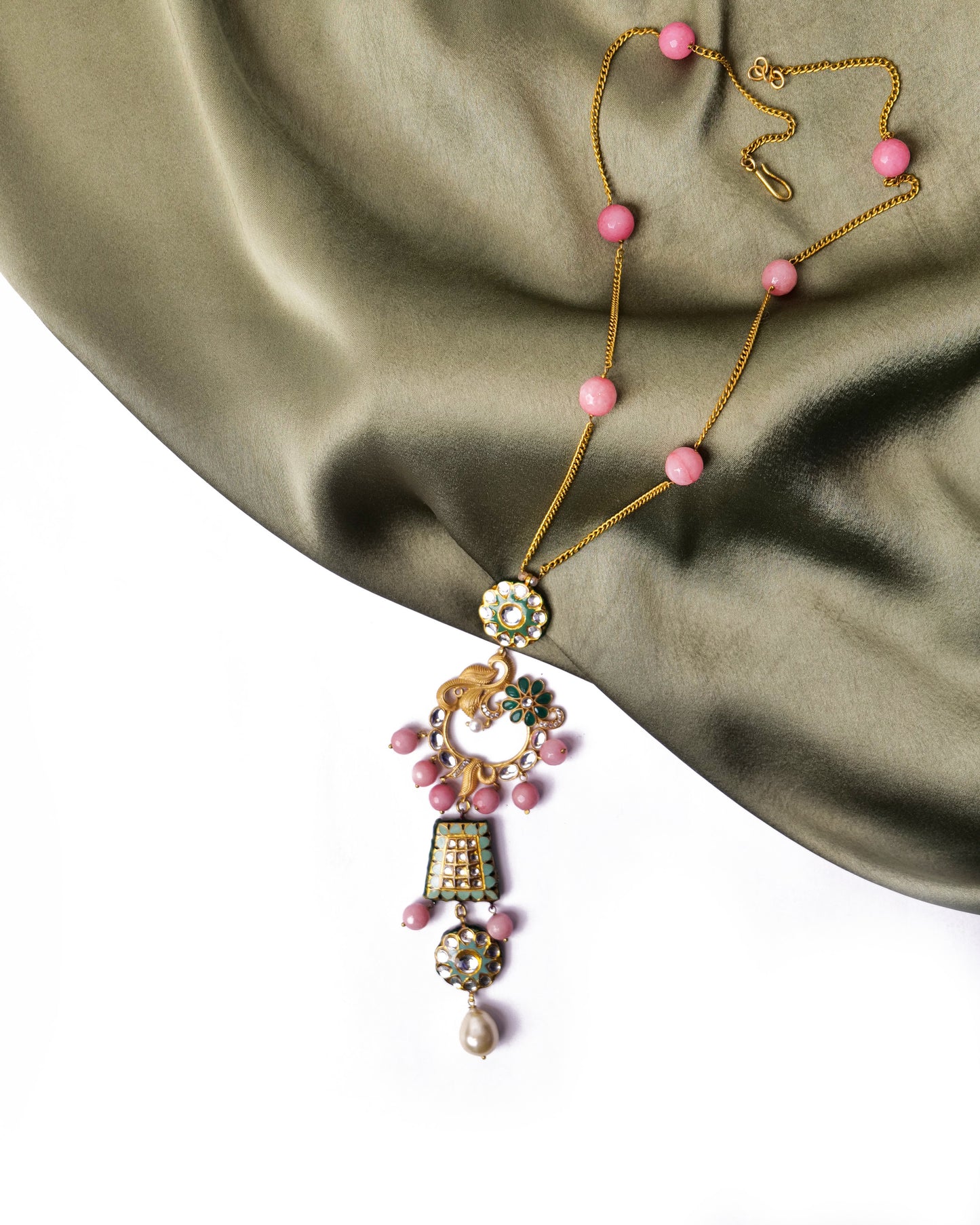 Long fusion necklace with meenakari