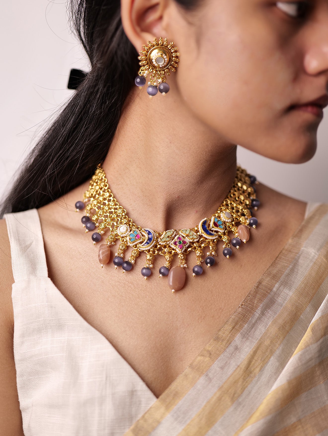 Rasm Choker Set