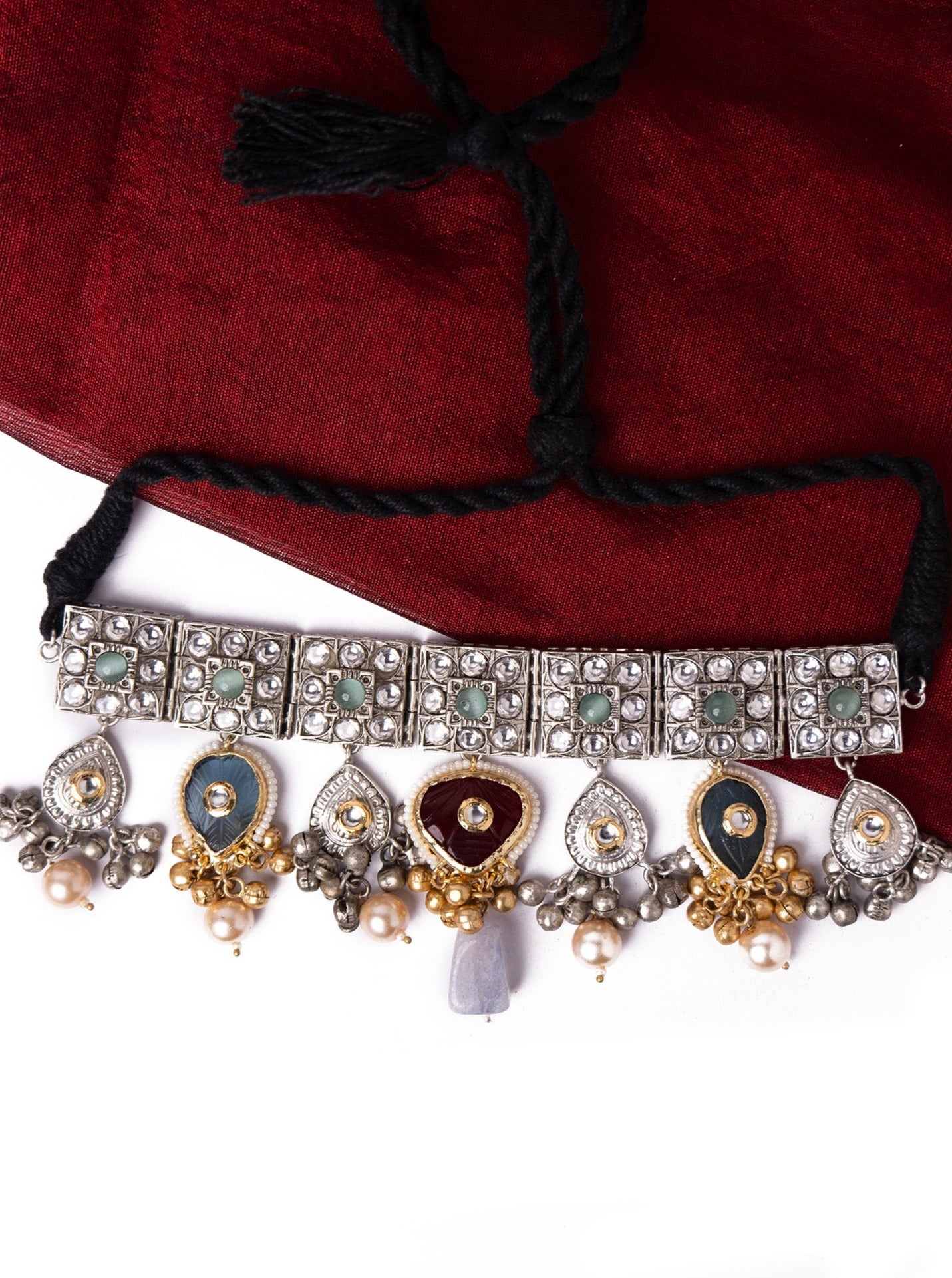 Silver polki choker with stone hangings